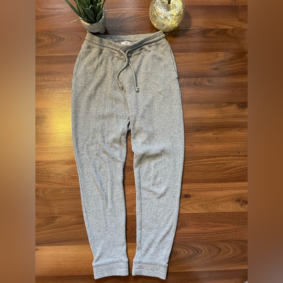 Aritzia - TNA waffle Jogger - Picture 4 of 6